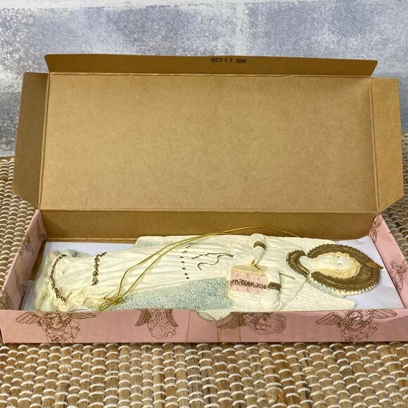 Vintage 1991 United Design Angels Collection Drummer Resin 9" Ornament w/ box - Picture 9 of 12